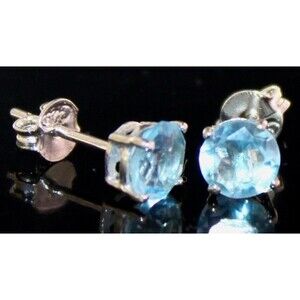 2 ct. Sky Blue Topaz Stud Earrings in Solid Sterling Silver - Beautiful color!